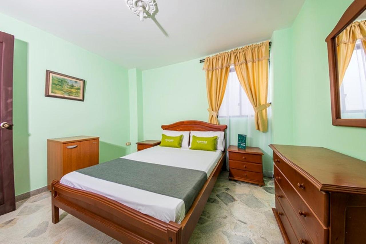 Hotel El Bosque Armenia  Extérieur photo