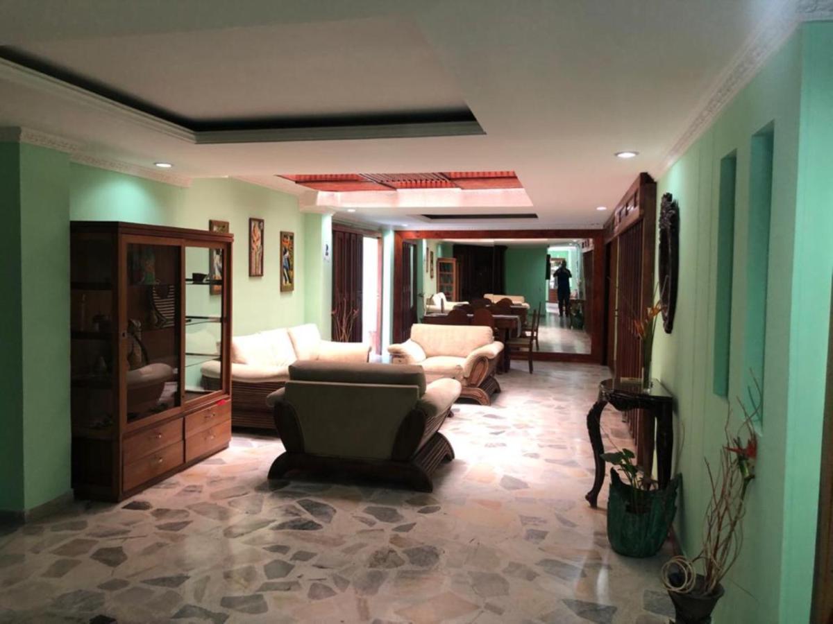 Hotel El Bosque Armenia  Extérieur photo
