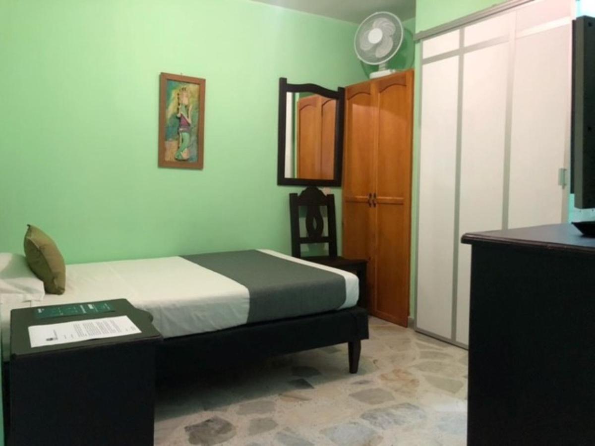 Hotel El Bosque Armenia  Extérieur photo