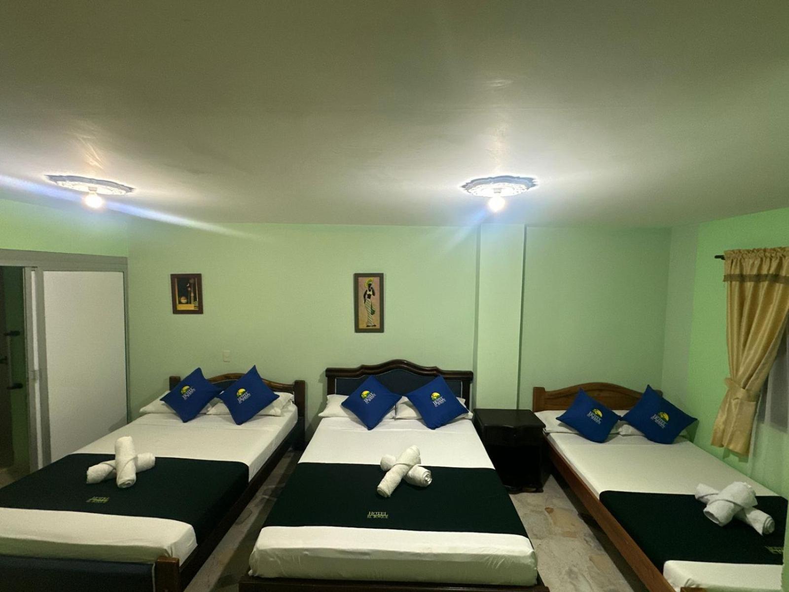 Hotel El Bosque Armenia  Extérieur photo