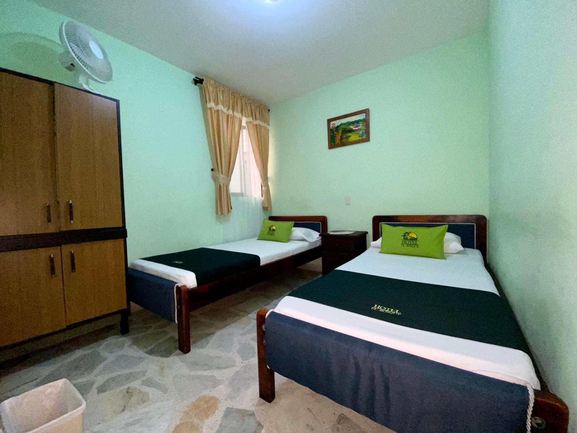 Hotel El Bosque Armenia  Extérieur photo